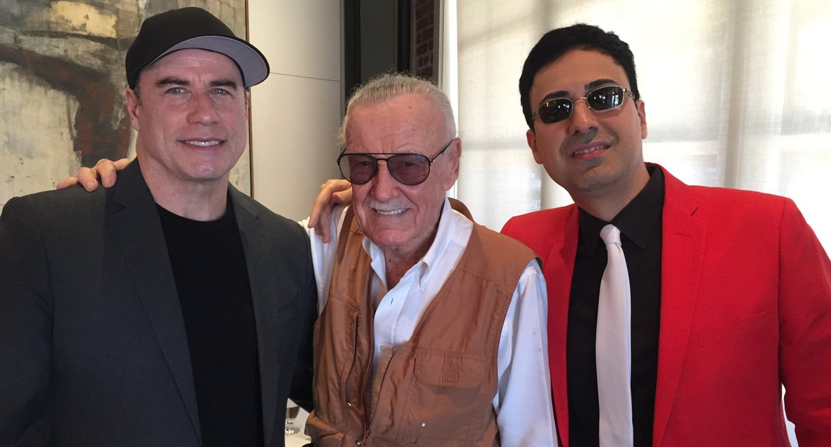 Investigan supuesto abuso contra Stan Lee por parte de su asesor - keya-morgan-stan-lee-john-travolta