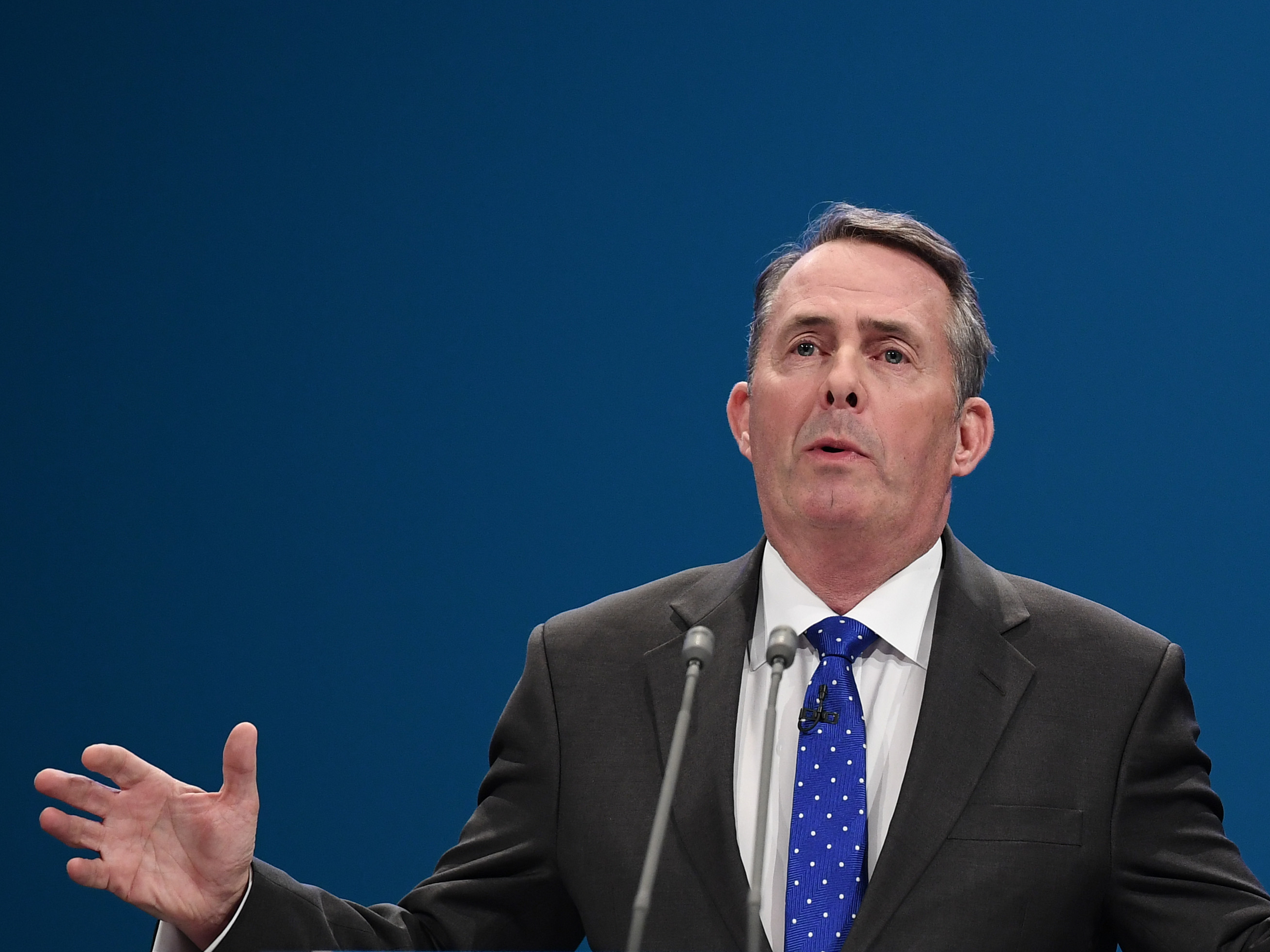 Reino Unido advierte sobre represalias a EE.UU. por aranceles - liam-fox1