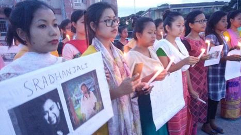 Linchan a siete en India tras rumores en WhatsApp