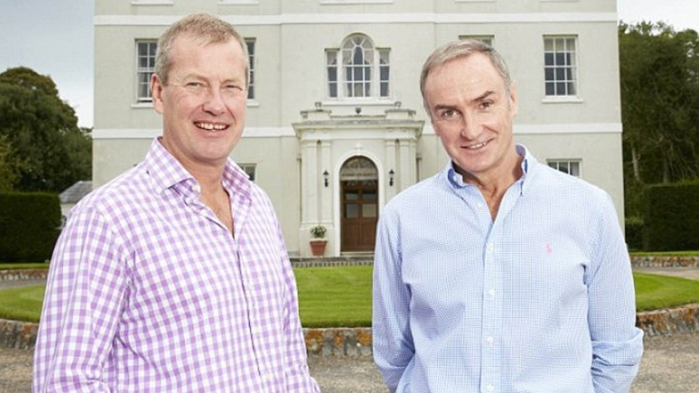 Familia real británica celebrará su primera boda homosexual