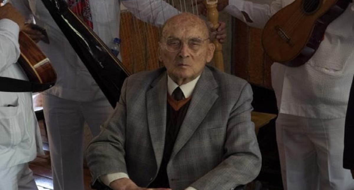 Salud del expresidente Echeverría aún no es estable - luis-echeverria