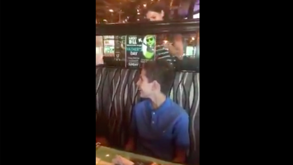 #Video Niño se reune con su madre deportada en EE.UU.