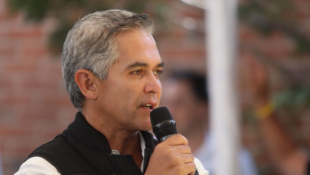 Mancera manifiesta desacuerdo con retiro de placas de Díaz Ordaz