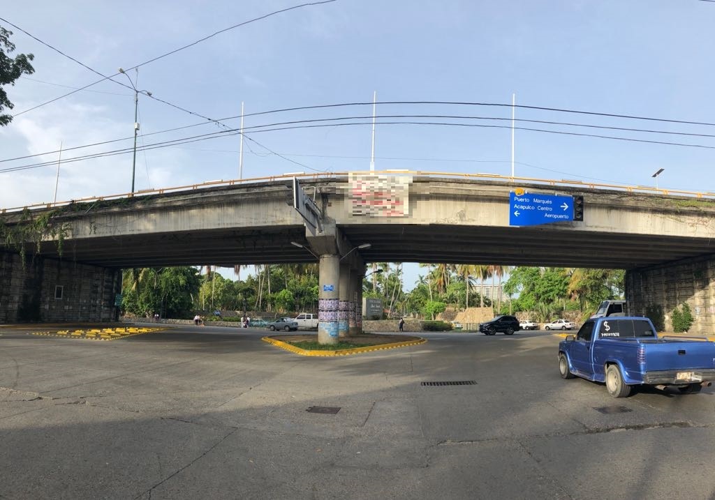 Encuentran mantas con amenazas a quien intente comprar el voto en Acapulco Encuentran mantas con amenazas a quien intente comprar el voto en Acapulco