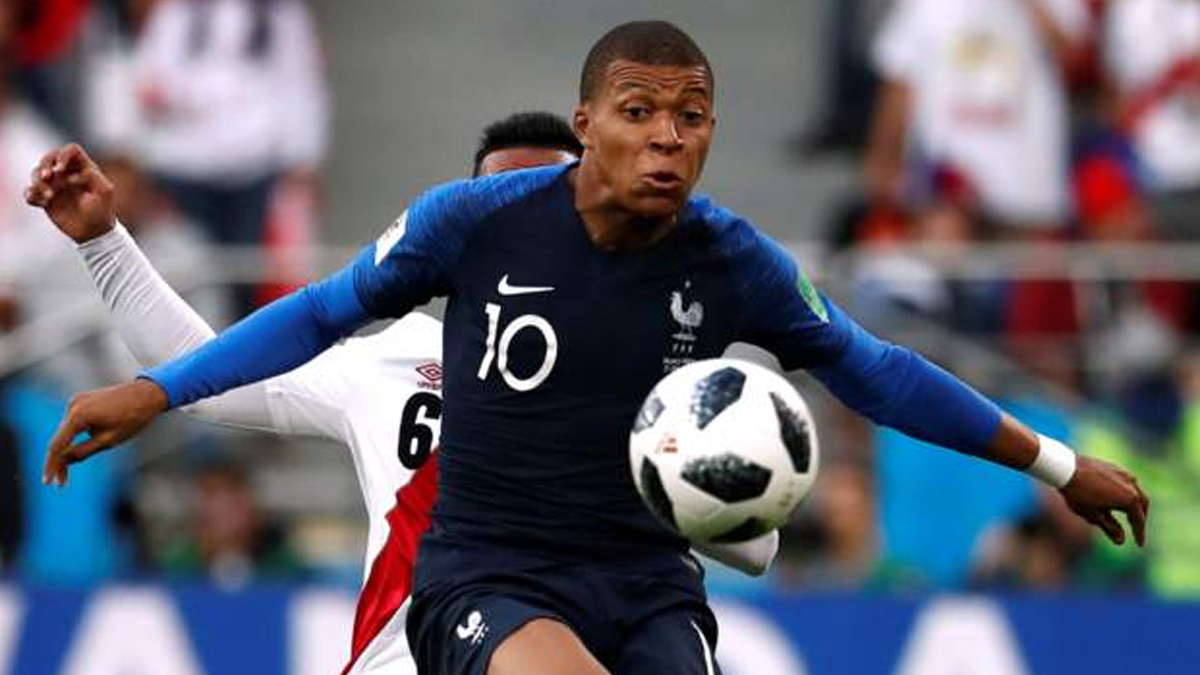 Francia clasifica y elimina a Perú - mbappe-gol-francia