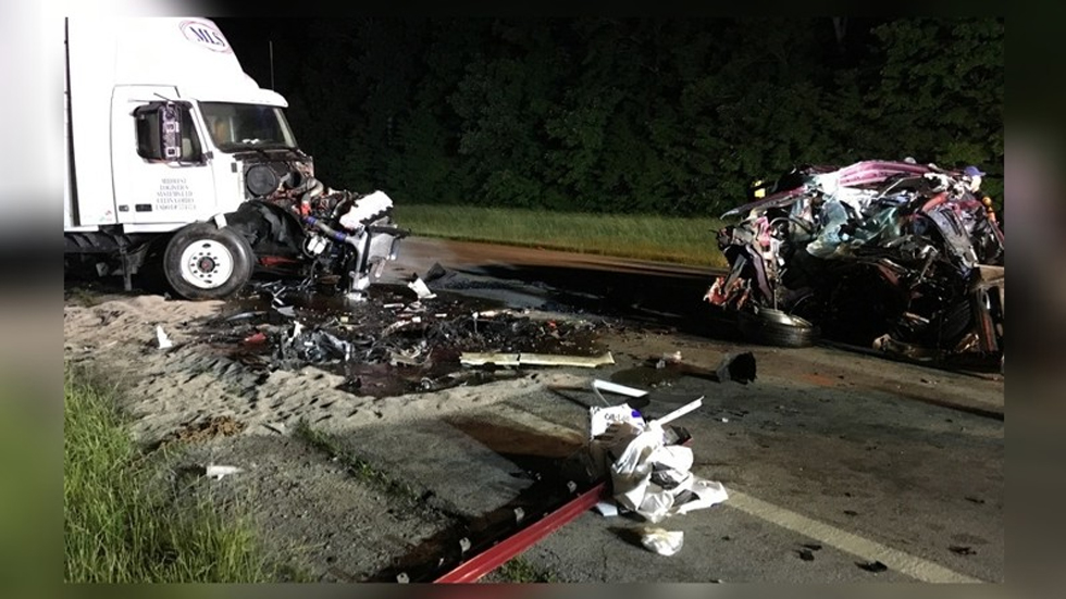 Muere menor de 13 años tras estrellar camioneta en Ohio - menor-13-anos-accidente-trafico-ohio-3