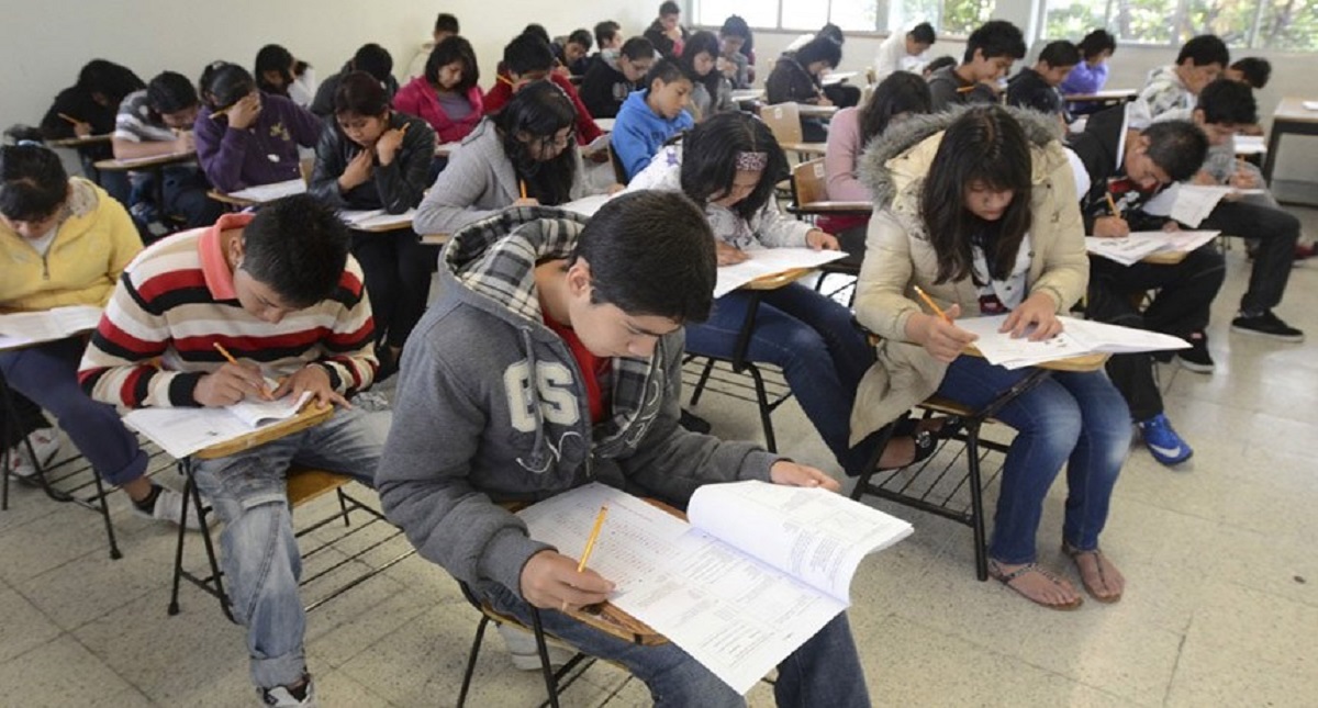 Menos jóvenes presentaron examen de ingreso a la prepa