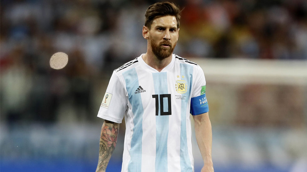 Croacia clasifica a octavos con goleada sobre Argentina - messi-argentina-1