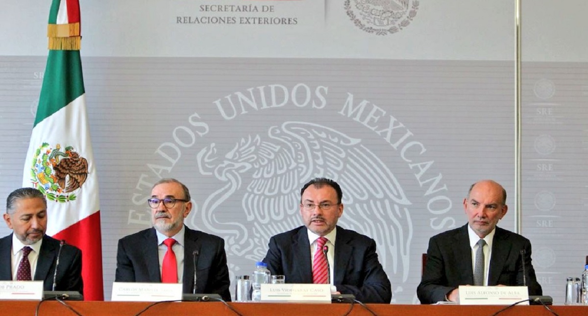 México condena política migratoria de EE.UU.