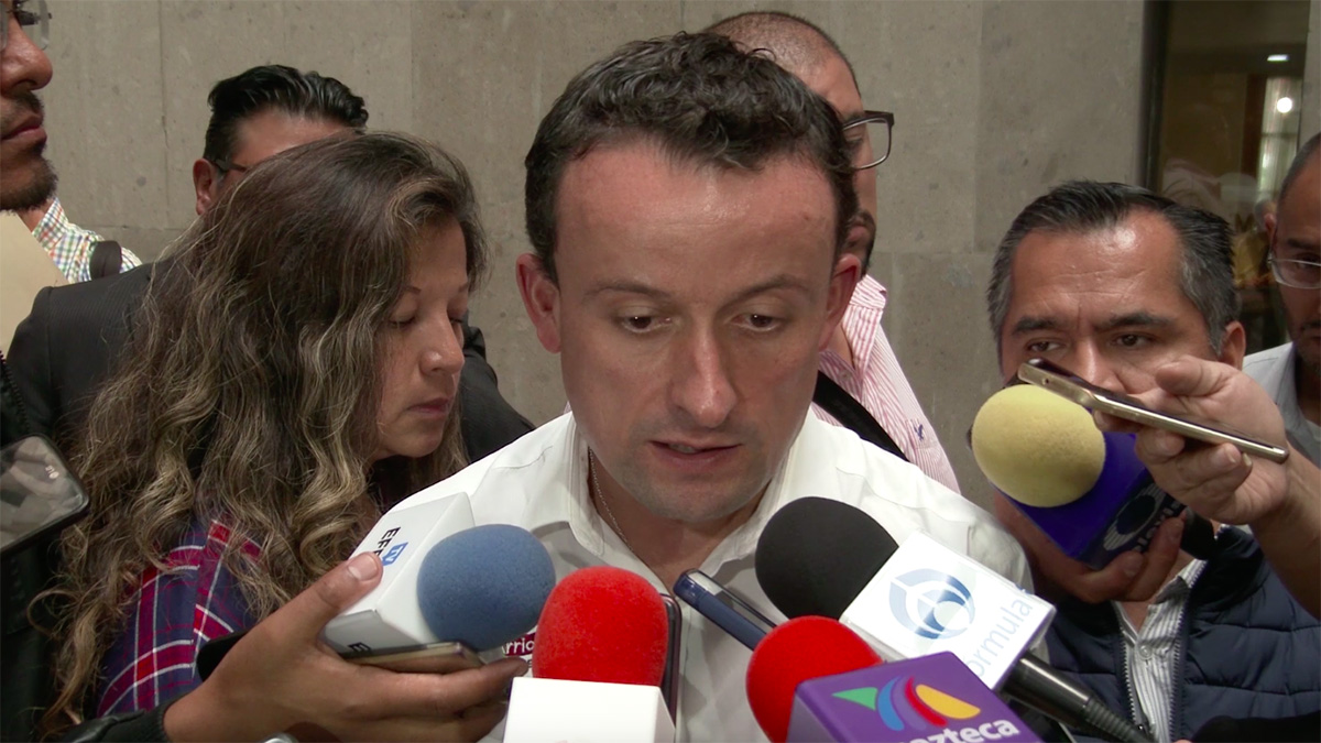 Mikel Arriola respalda propuesta de unión entre PRI y PAN