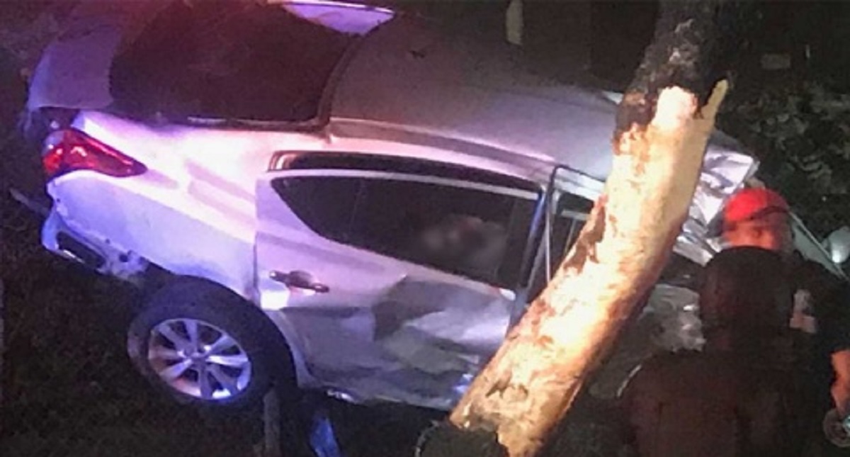 Automovilista muere tras chocar en Aquiles Serdán - muere-prensado-dentro-de-su-auto-tras-choque-en-av-aquiles-serdan