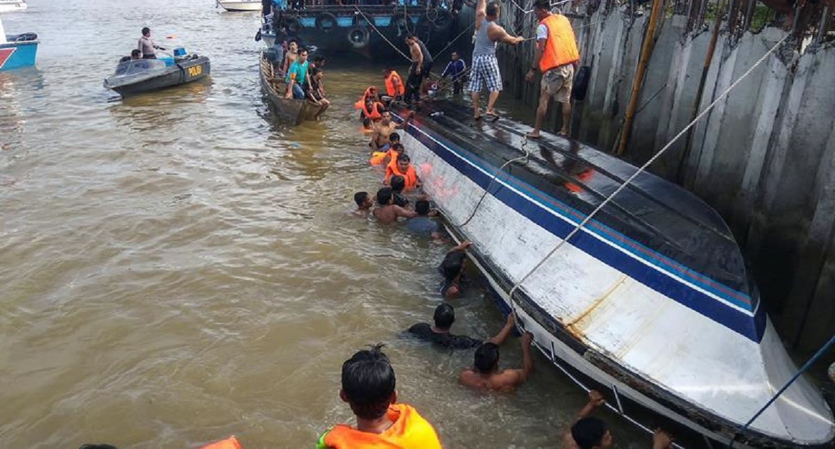 Naufragios dejan 15 muertos en Indonesia