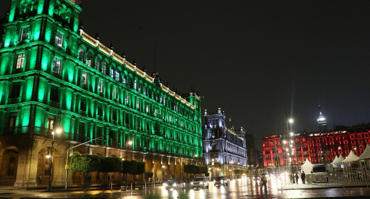 CDMX celebra ser sede mundialista con iluminación en monumentos - mundial-monumentos-ciudad-de-mexico-iluminacion-palacio-nacional