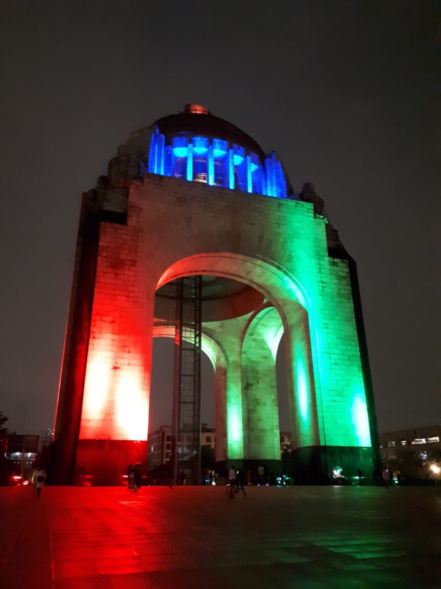CDMX celebra ser sede mundialista con iluminación en monumentos - mundial-monumentos-ciudad-de-mexico-iluminacion-revolucion