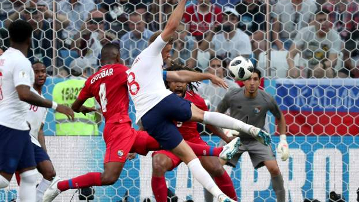 Inglaterra golea 6-1 a Panamá y afianza su clasificación