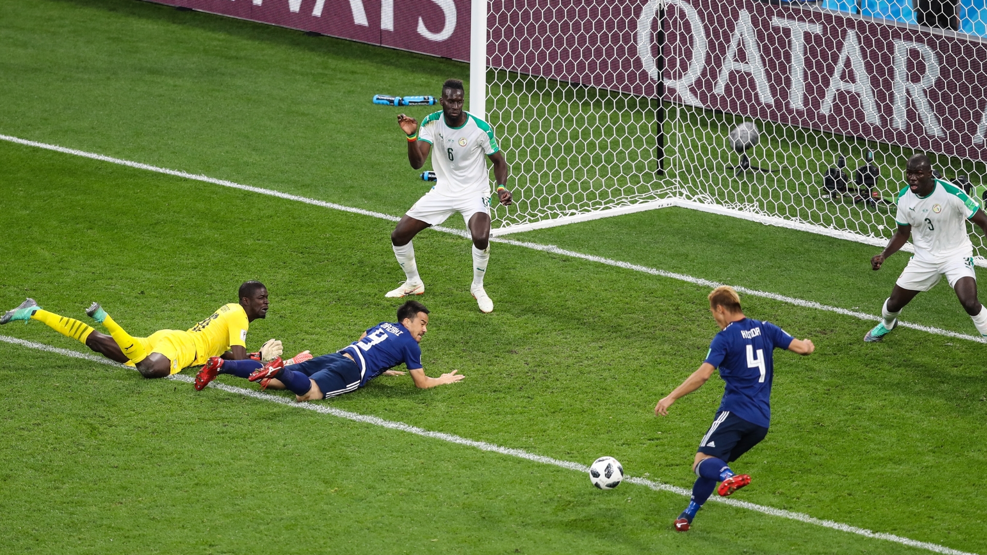 Japón y Senegal empatan a dos goles