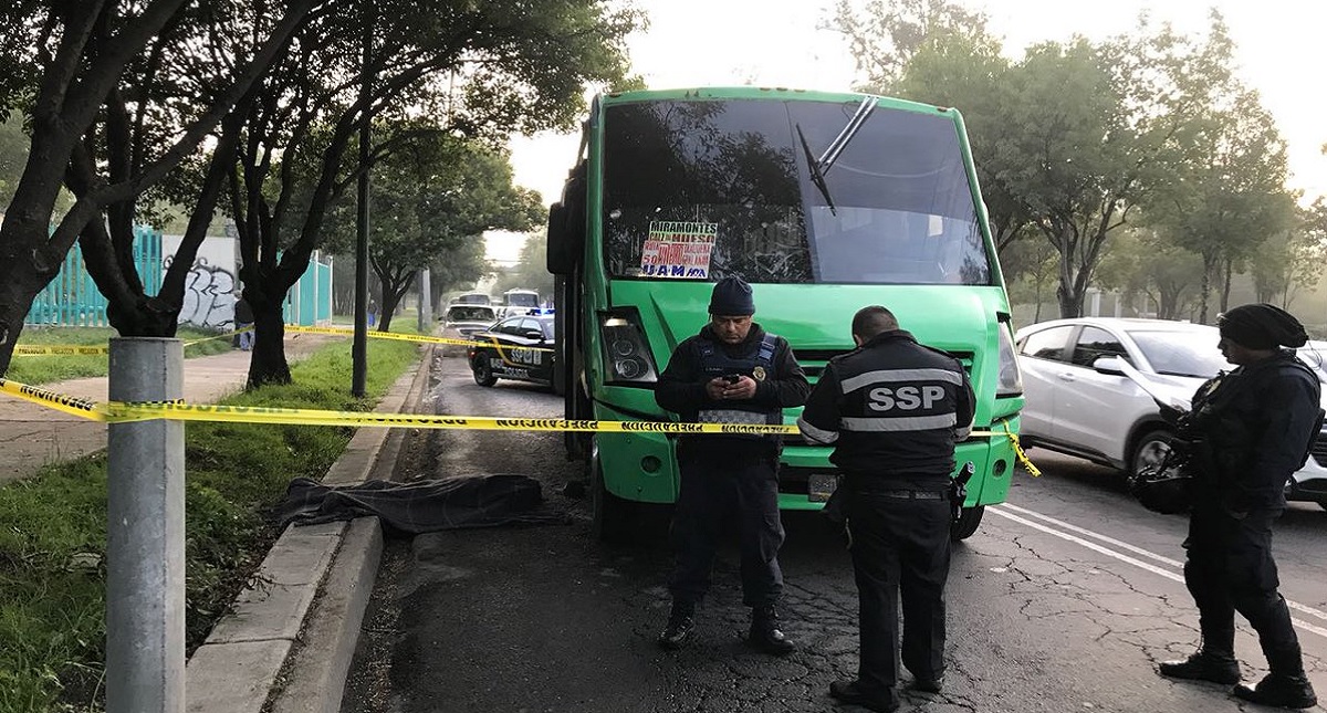 Pasajero mata a ladrón a bordo de microbús de Iztapalapa - pasajero-mata-a-ladron-en-microbus-de-iztapalapa
