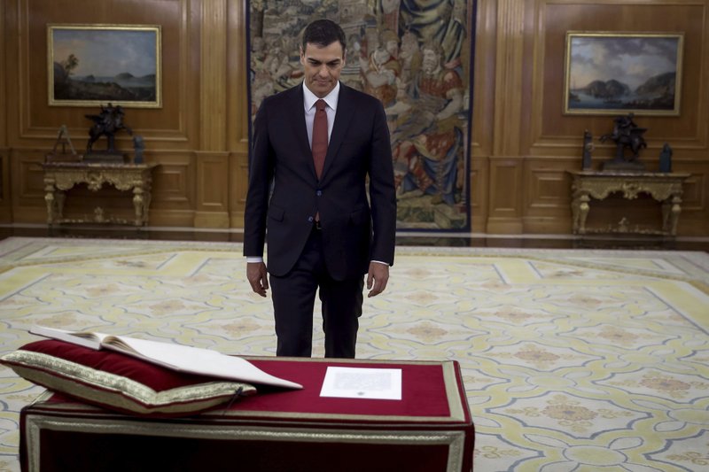 Pedro Sánchez juramenta como presidente del gobierno español - pedro-sanchez-1