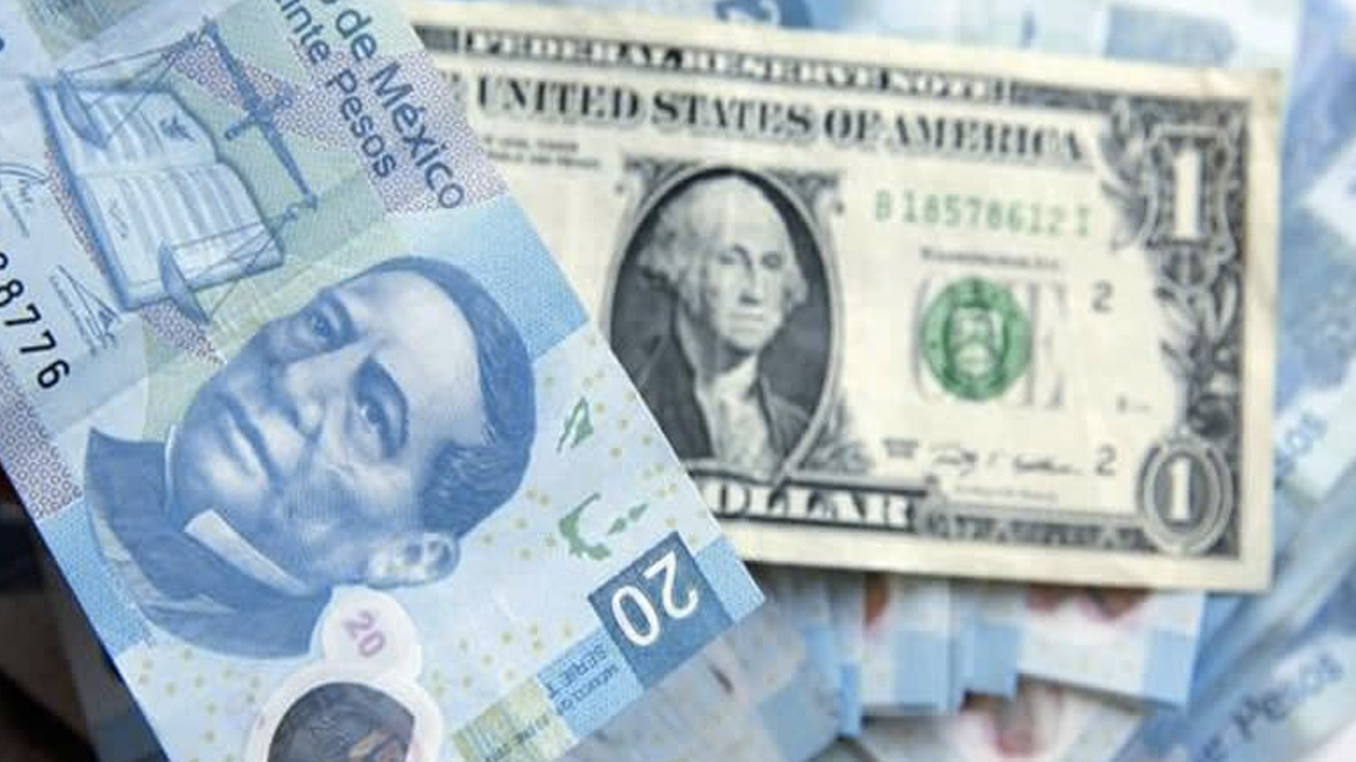 Dólar supera la barrera de los 21 pesos