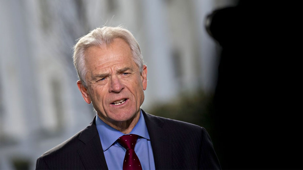 Asesor de Trump se disculpa por insultar a Trudeau