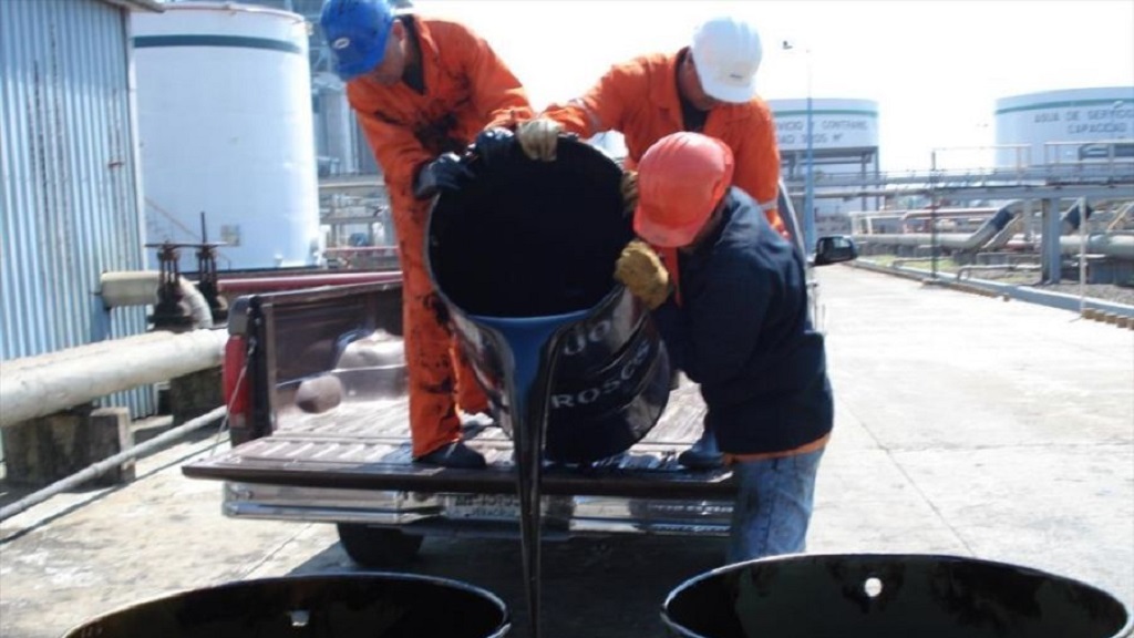 Determinación de EE.UU. aumenta precios del pretróleo - petroleo-mex