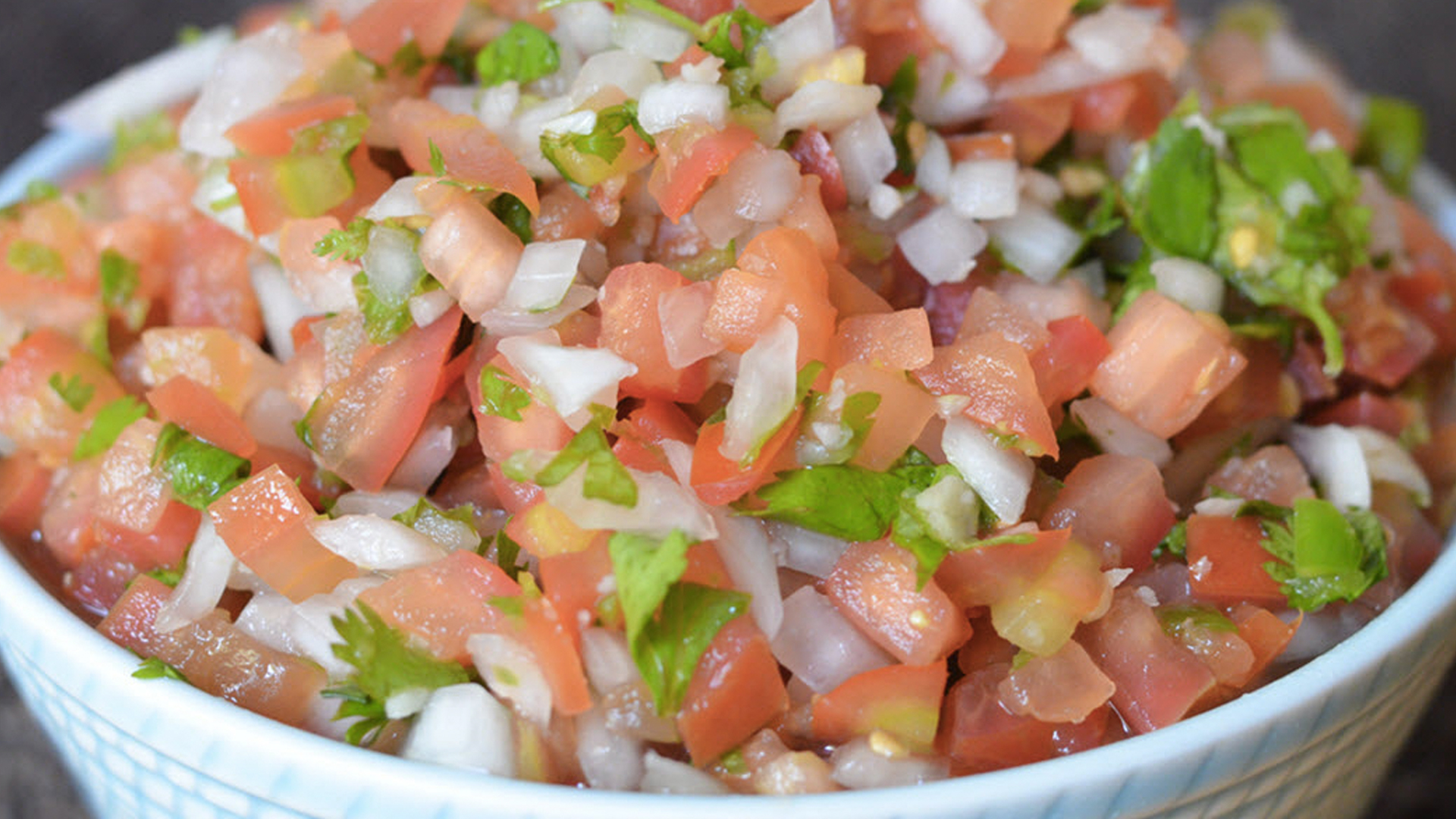 ¿De dónde viene el nombre de ‘salsa pico de gallo’?