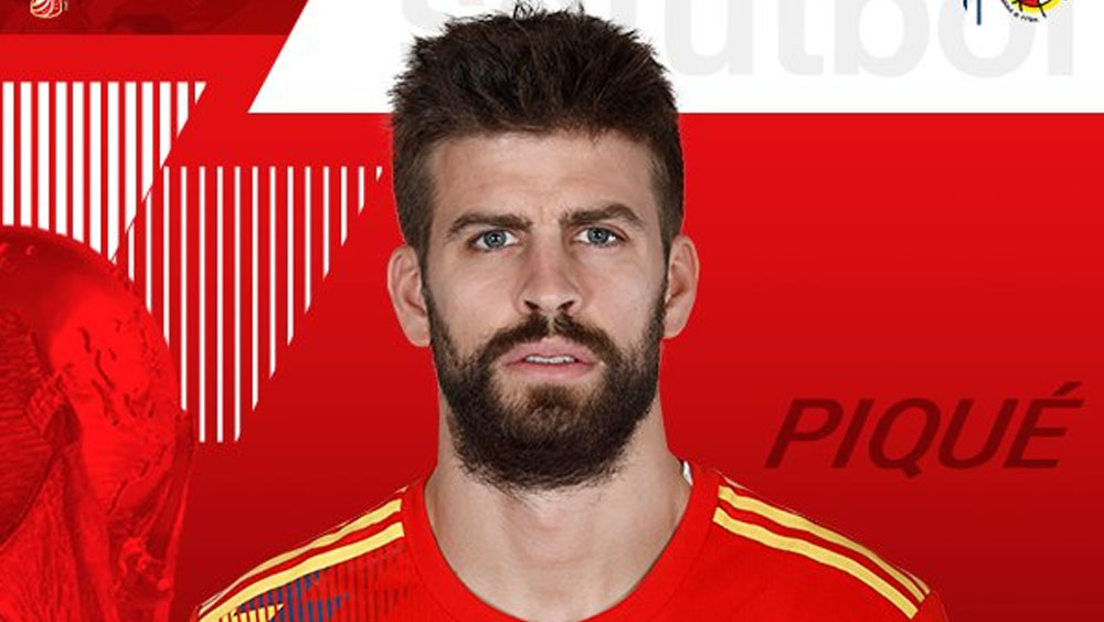 Piqué deja entrenamiento de España por molestia en rodilla