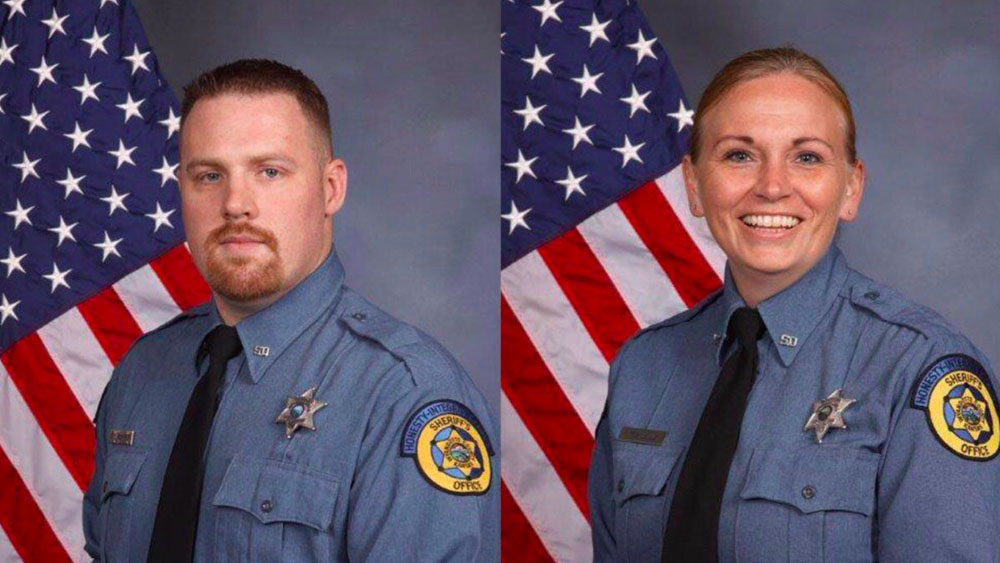 Mueren dos policías tras tiroteo en Kansas