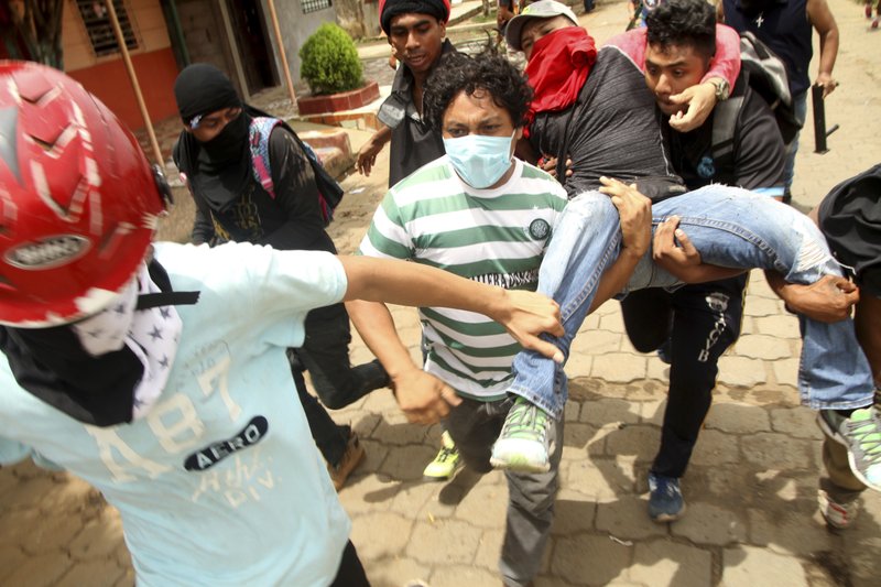 Enfrentamientos dejan seis muertos y 71 heridos en Nicaragua - protestas-nicaragua1