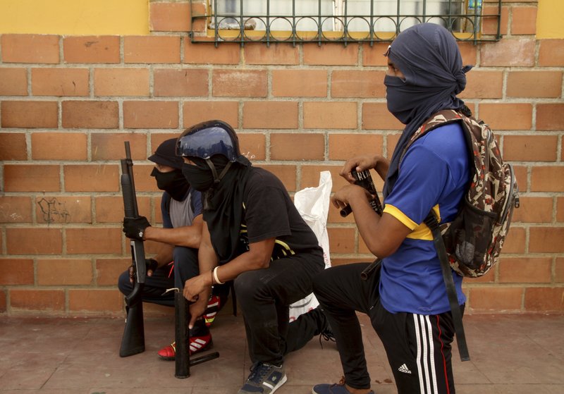 Enfrentamientos dejan seis muertos y 71 heridos en Nicaragua - protestas-nicaragua3