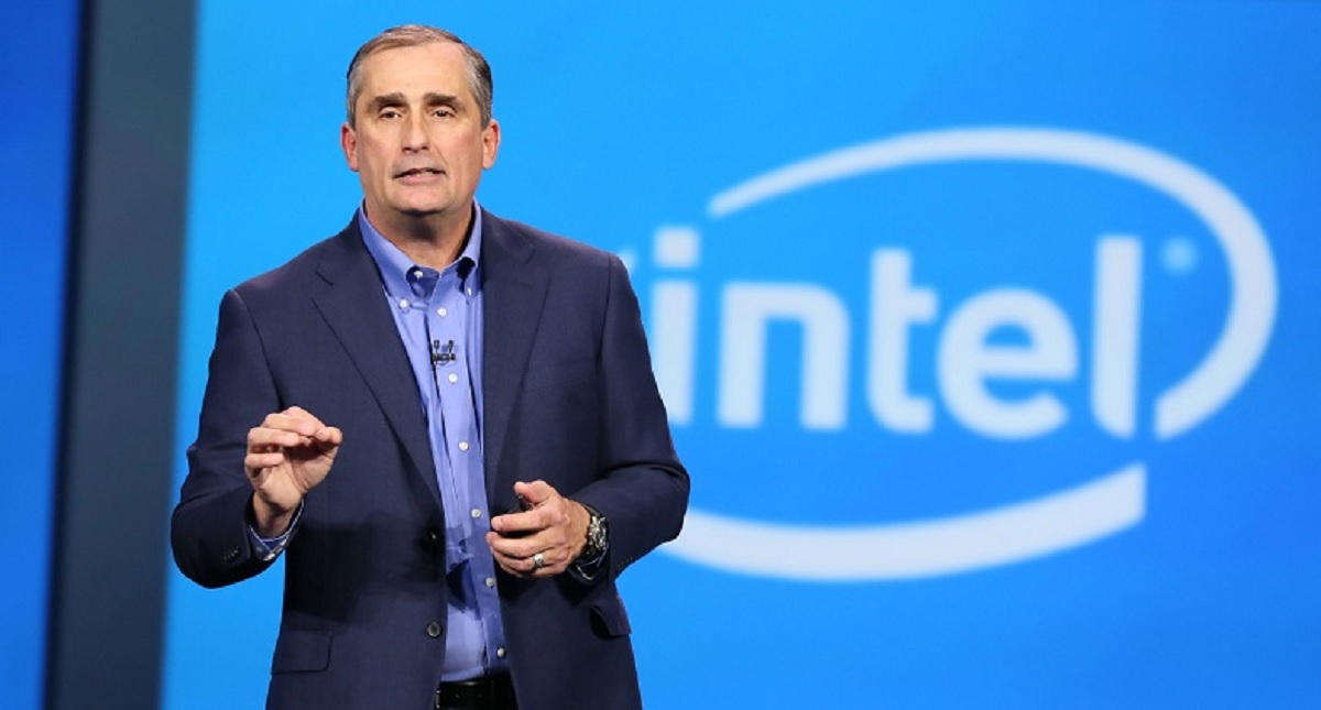Renuncia CEO de Intel por violar política de la compañía