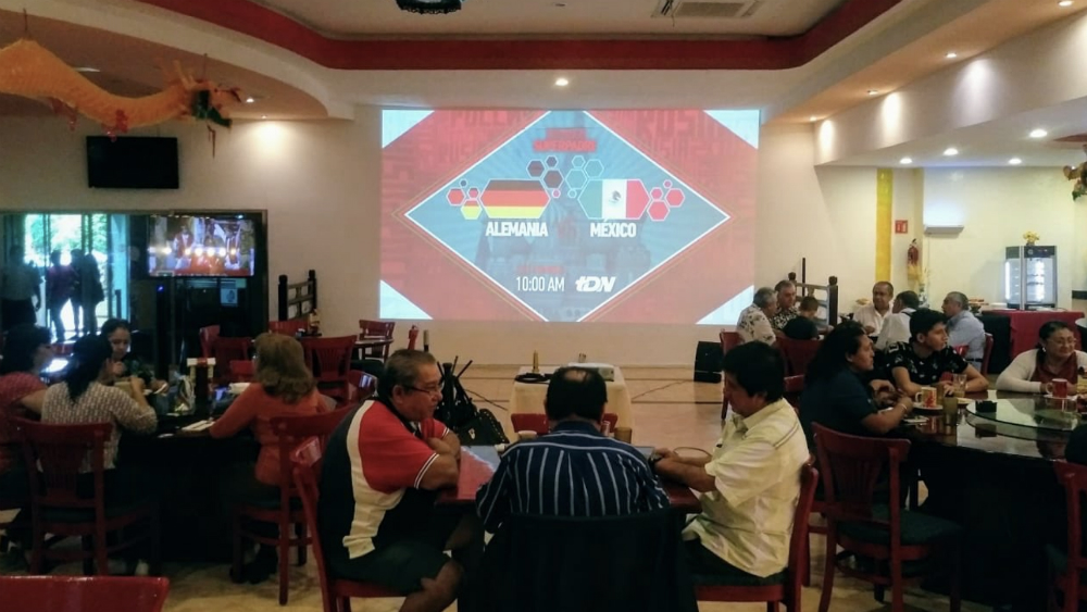 Mexicanos gastan mil 400 pesos en desayunos familiares para ver al Tri - restaurantes-mexico