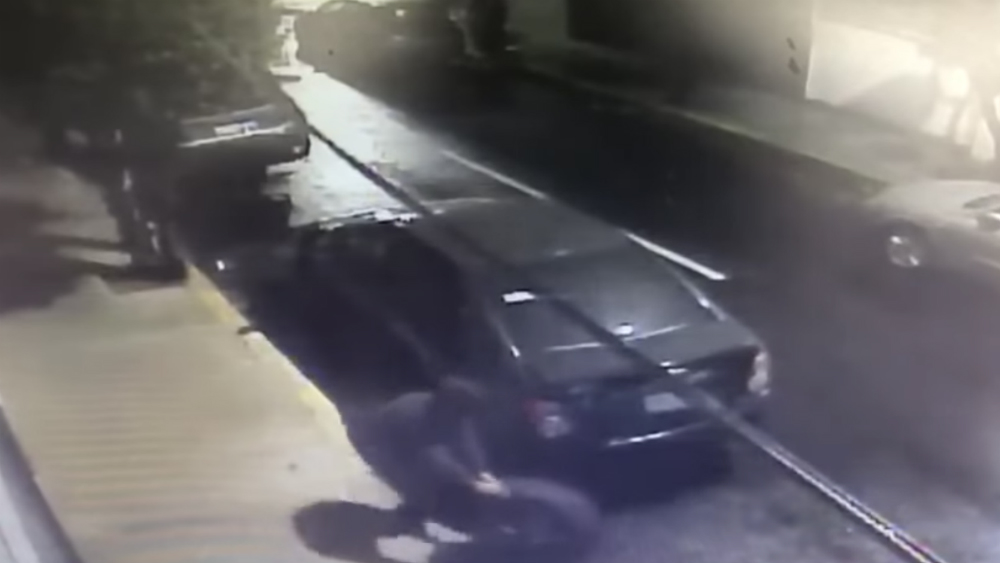 #Video Así robaron las llantas de un vehículo en la Roma sur