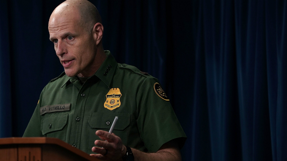 EE.UU. nombra nuevo director del ICE