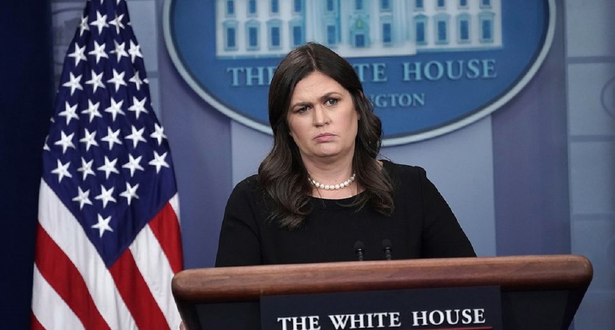 Trump arremete contra restaurante por desaire a portavoz de Casa Blanca