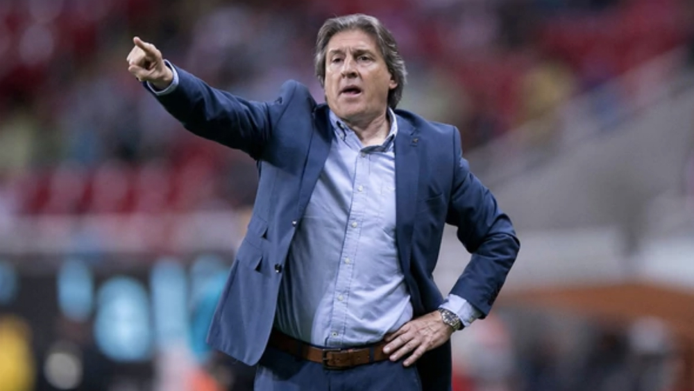 Pumas anuncia salida de Sergio Egea