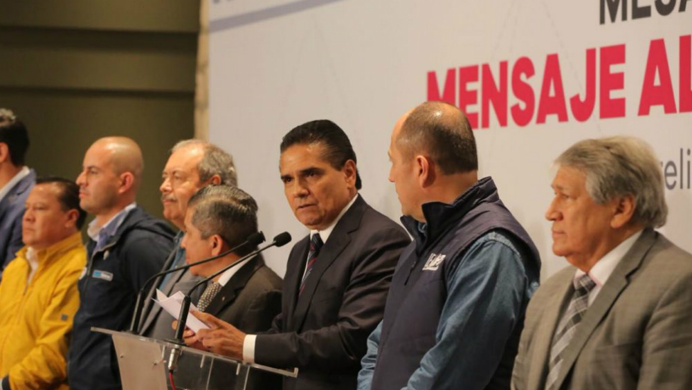 Refuerzan seguridad en Michoacán tras asesinato de candidatos - silvano-aureoles-perfil