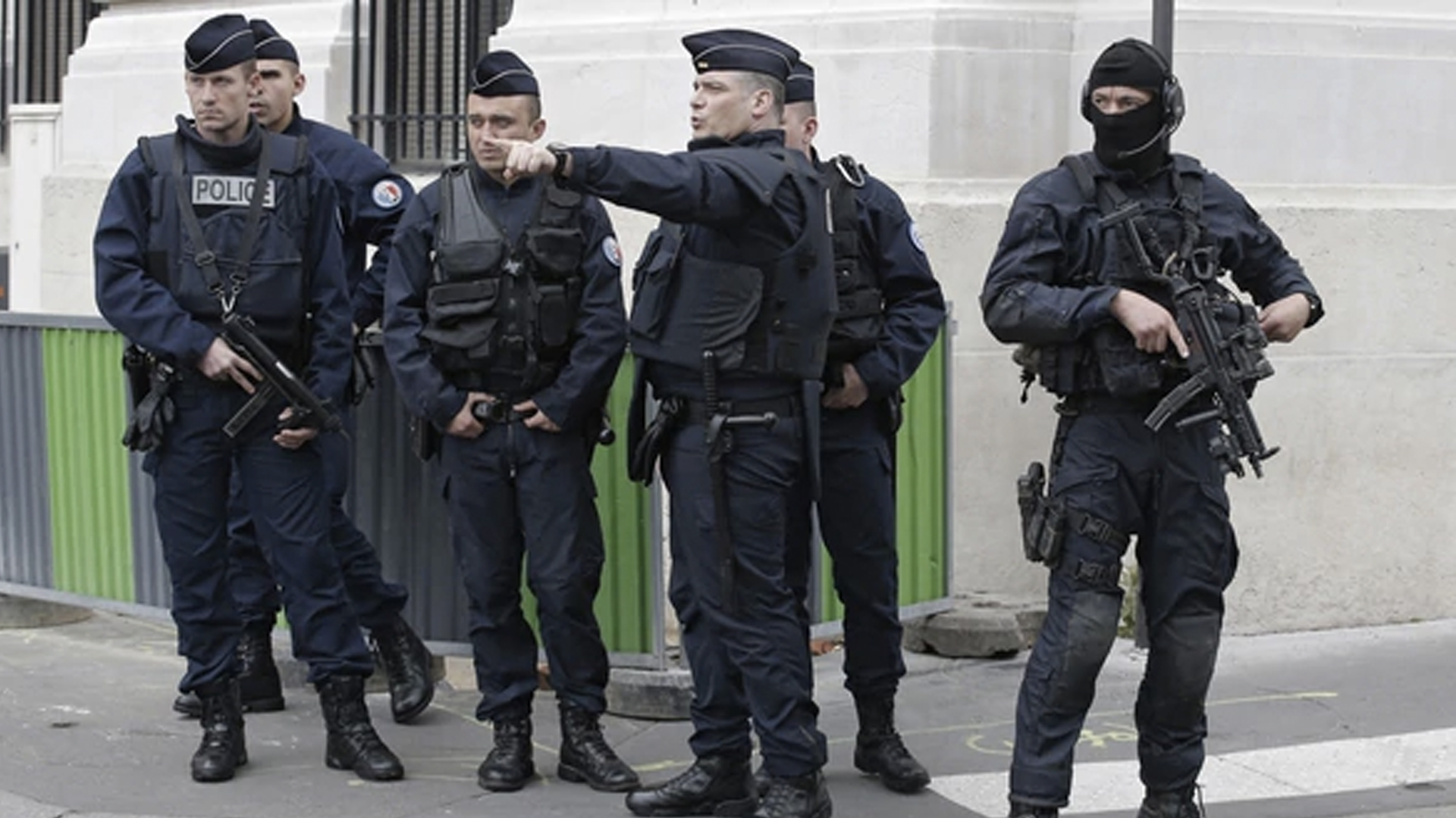 Francia liberará a 450 terroristas yihadistas - terrorismo