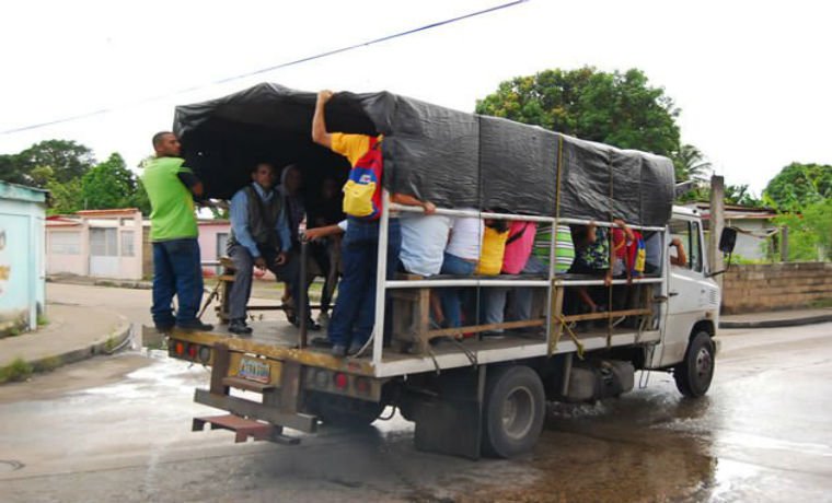 Colapsan servicios públicos venezolanos - trasnporte-venezuela1