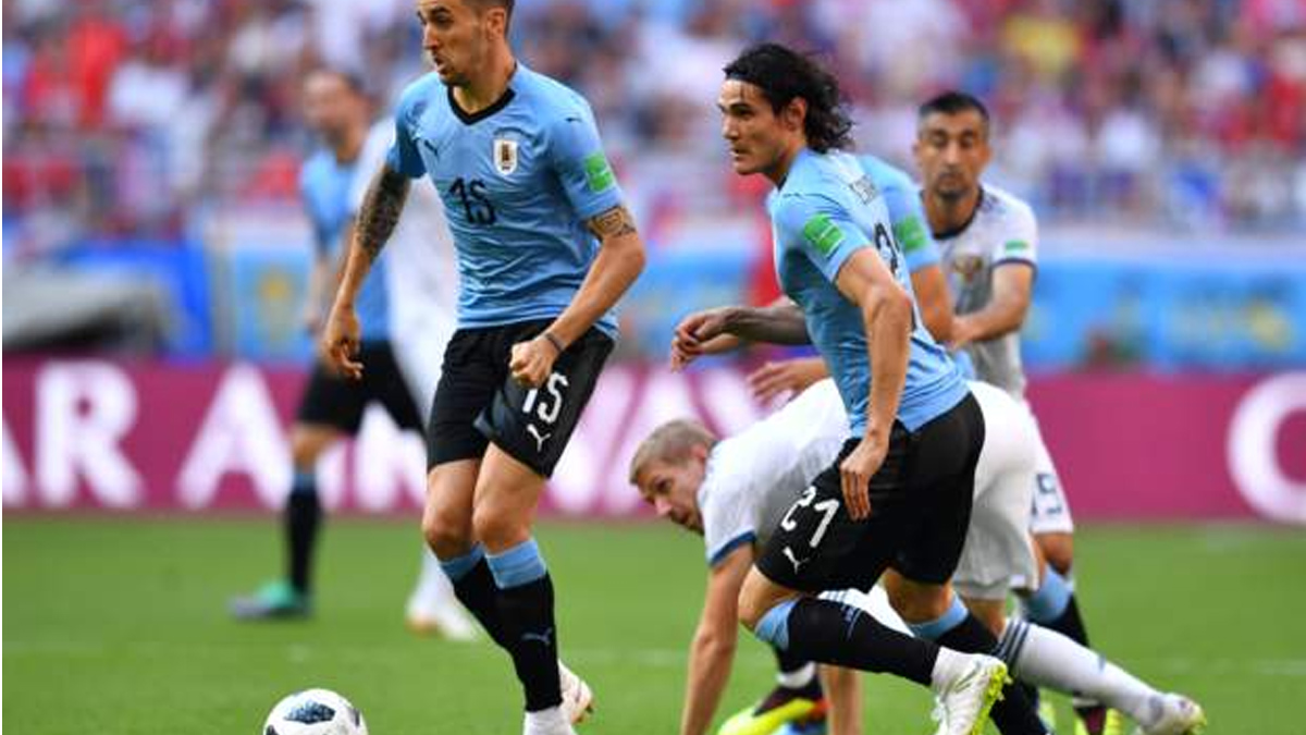Uruguay golea 3-0 a Rusia - uruguay-ventaja-rusia