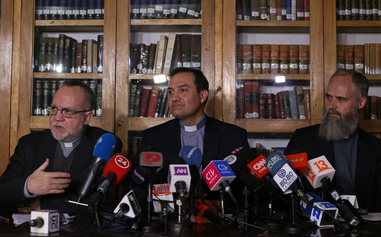 La experiencia de víctimas de abusos tras reunirse con el papa - victimas-de-abuso-papa-francisco-chile