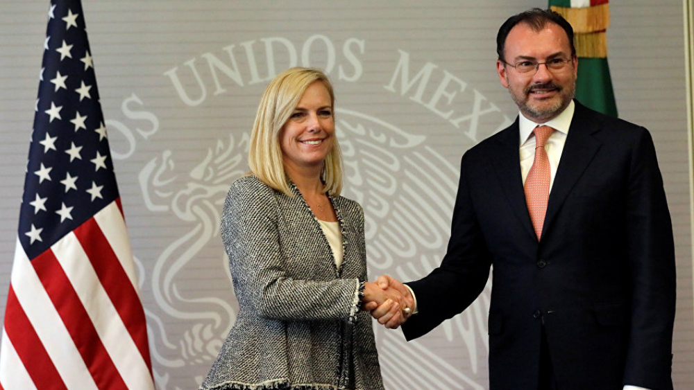 Videgaray y secretaria de Seguridad de EE.UU. dialogan sobre derechos de mexicanos