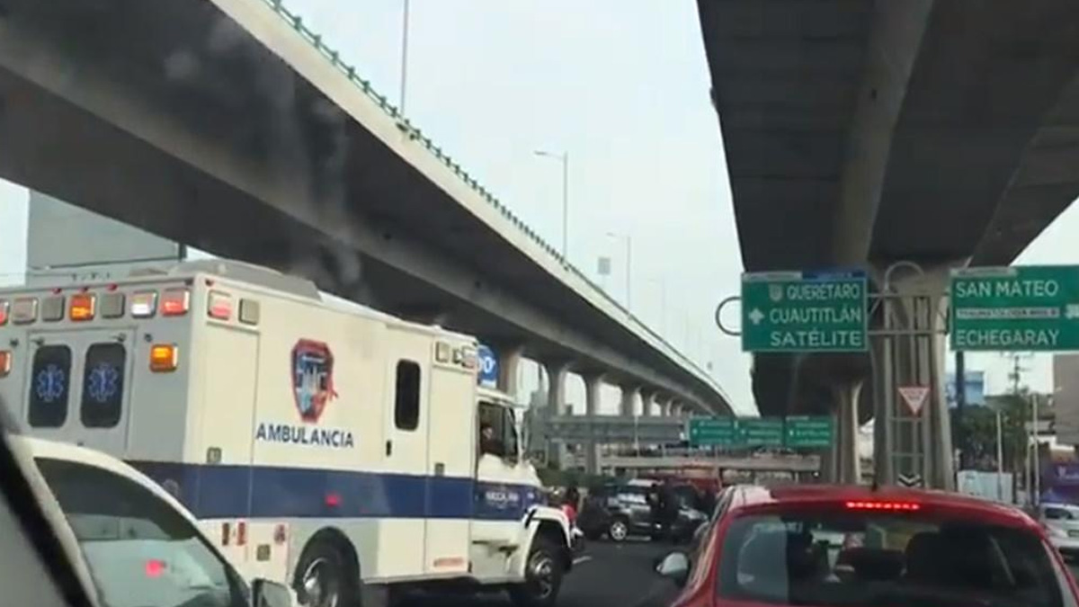 Cierran carriles en Periférico Norte por volcadura