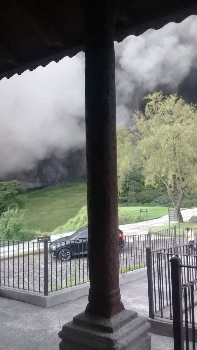 #VIDEO El momento en que hace erupción el volcán de Fuego en Guatemala - volcan-de-fuego-guatemala-2