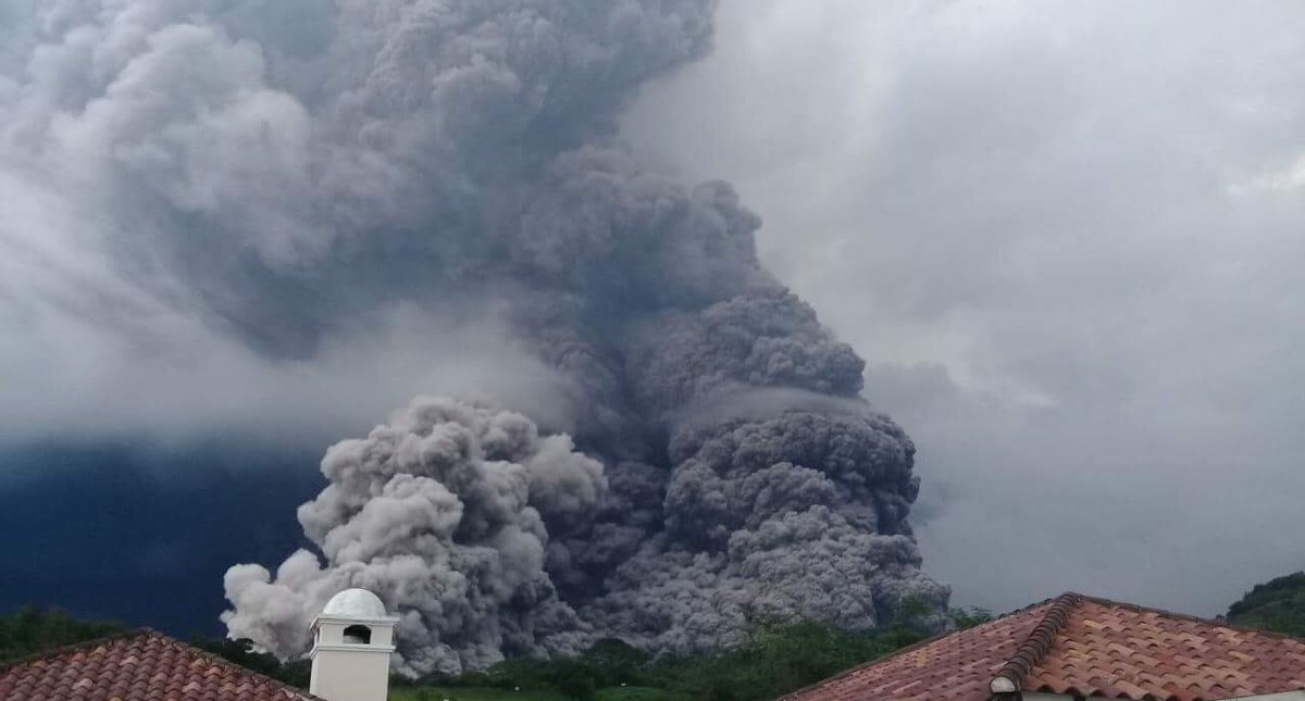 Suman 69 muertos por erupción de Volcán de Fuego en Guatemala - volcan-de-fuego-guatemala