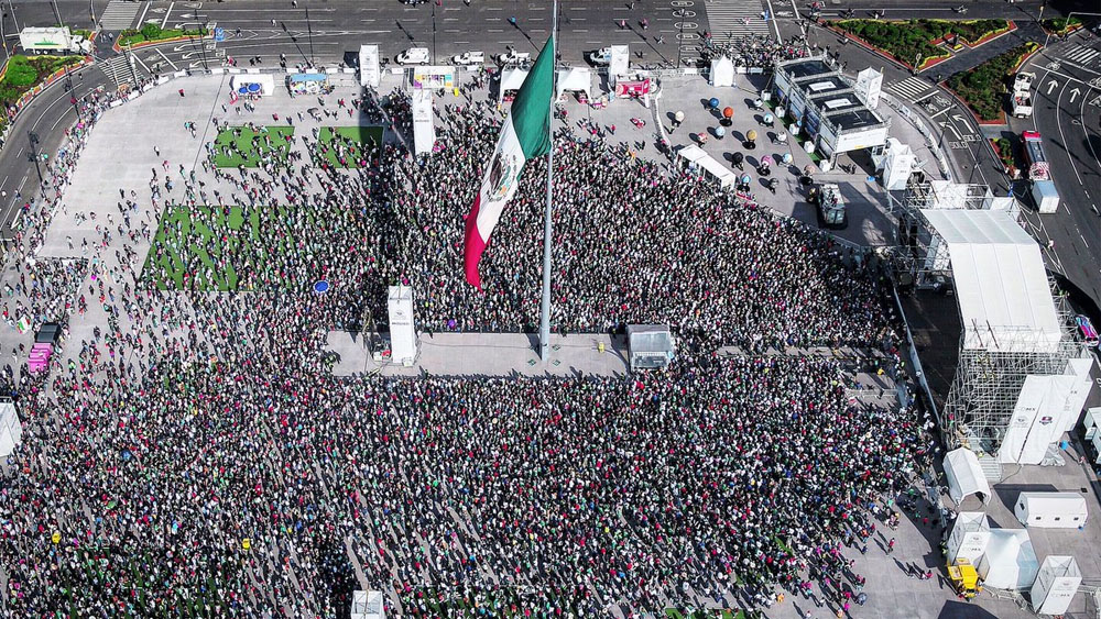 Festejos tras el pase de México a octavos de final del Mundial