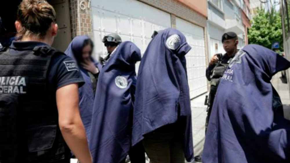 Detienen a exagente de PGR que enganchaba mujeres para Zona Divas - zona-divas-operativo-cdmx