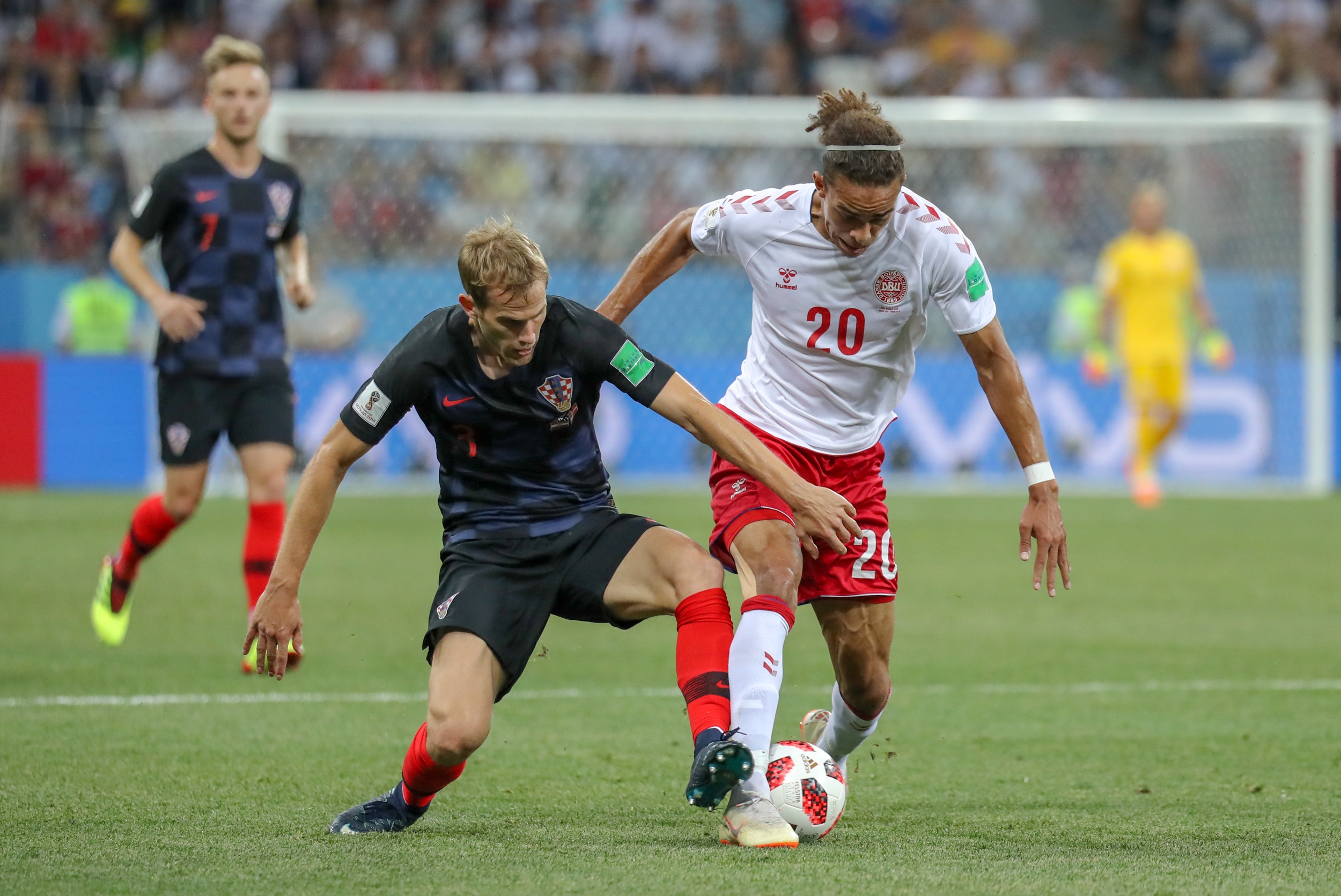 Croacia avanza en penales a costa de Dinamarca - 20180701-299