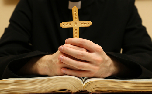 Investigan en Chile a 158 miembros de la iglesia por abuso sexual - abuso-sexual-iglesia