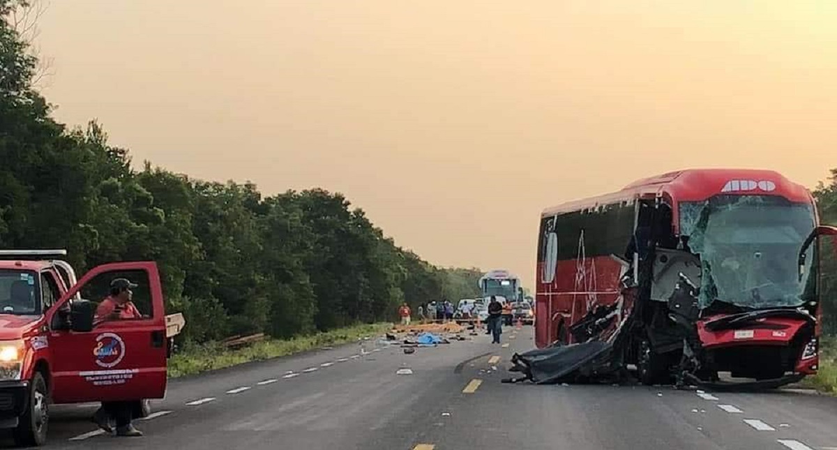 Accidente de autobús deja un muerto en Chetumal Accidente de autobús deja un muerto en Chetumal
